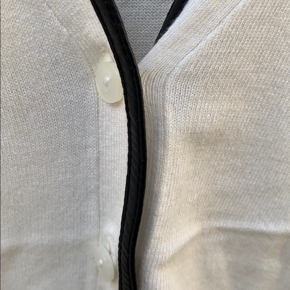 AnnnTaylor large cotton blend cardigan. - Picture 4 of 4